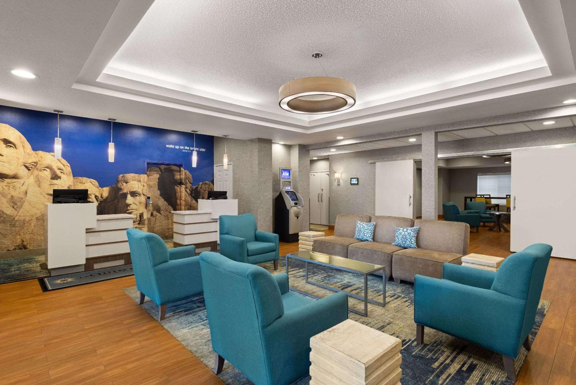 La Quinta Inn And Suites By Wyndham At Watiki Waterpark Rapid City Ngoại thất bức ảnh