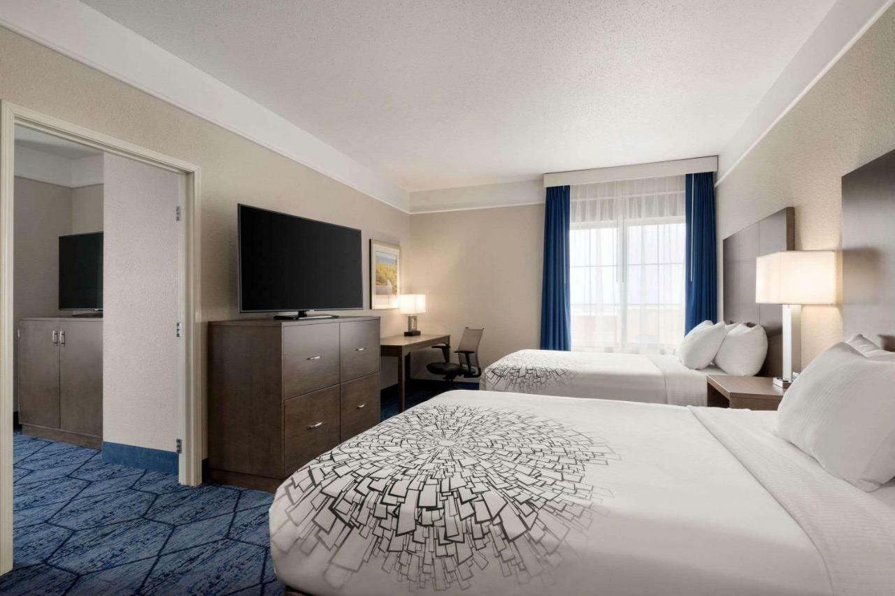 La Quinta Inn And Suites By Wyndham At Watiki Waterpark Rapid City Ngoại thất bức ảnh